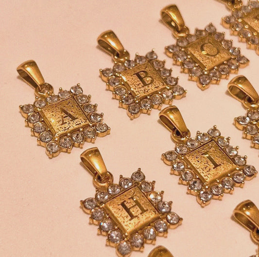 Goldie Square Initial Necklace