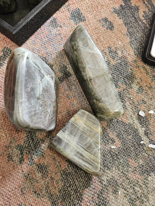 Purple Labrodite freeform 1/23