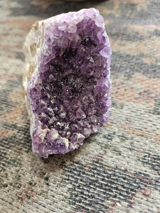 Amethyst raw 1/23