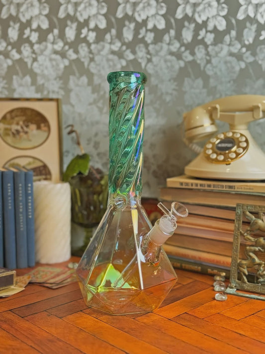 Two Toned Diamond Day Dreamer Bong