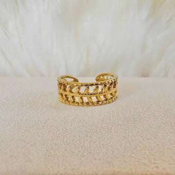 Leaf Veil Thumb Ring