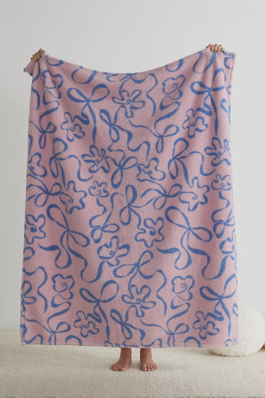 Twirly Bows Blanket